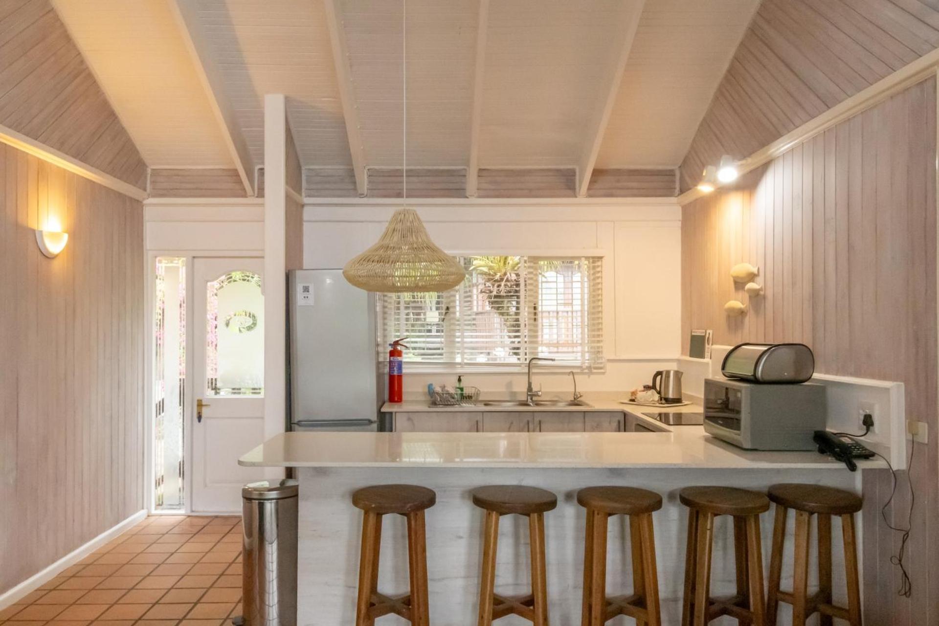 Knysna River Club By First Private Stays Екстер'єр фото